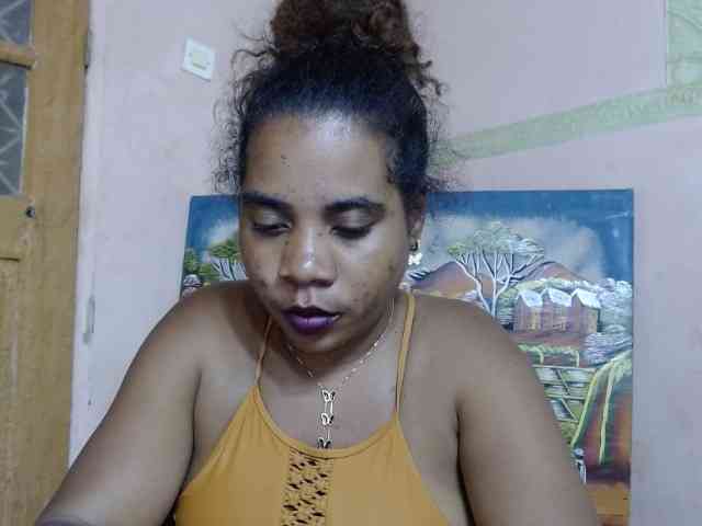 AlineEdena webcam