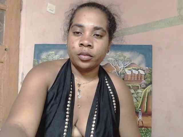 AlineEdena webcam