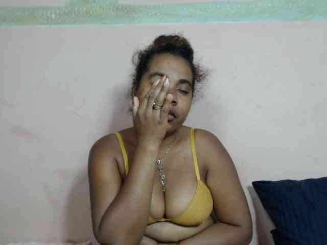 AlineEdena webcam
