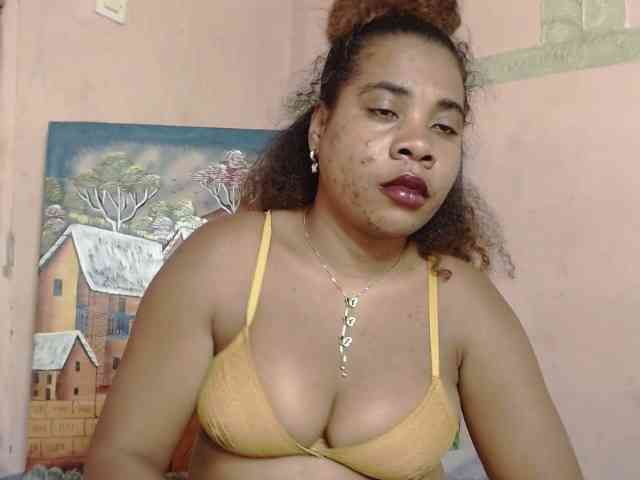 AlineEdena webcam