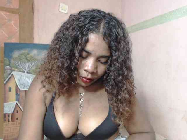 AlineEdena webcam