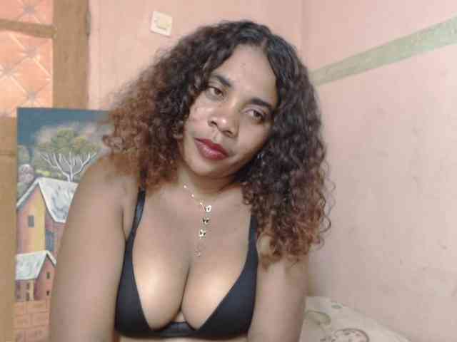 AlineEdena webcam