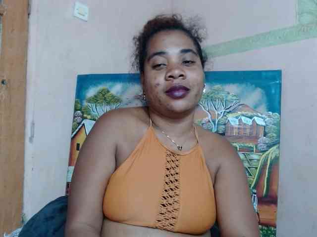 AlineEdena webcam