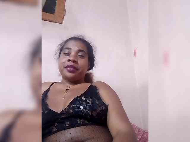 AlineEdena webcam