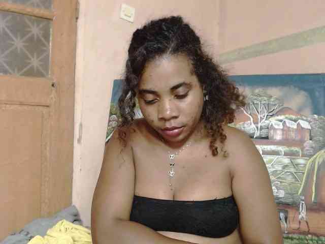 AlineEdena webcam