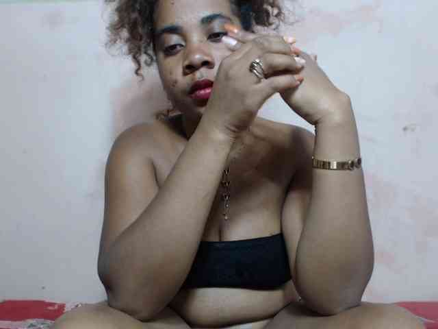 AlineEdena webcam