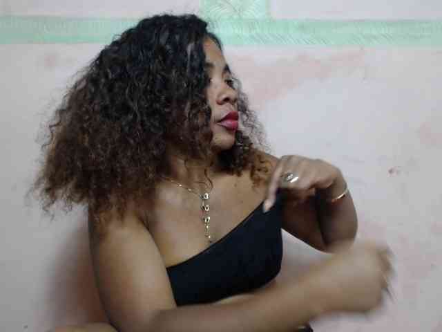 AlineEdena webcam