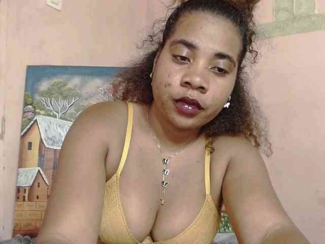 AlineEdena webcam