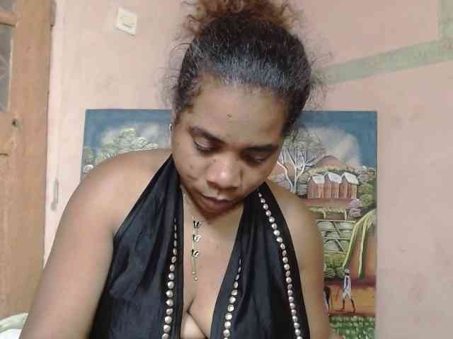 AlineEdena webcam