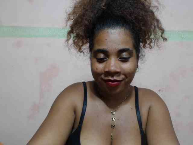 AlineEdena webcam