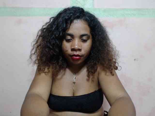 AlineEdena webcam