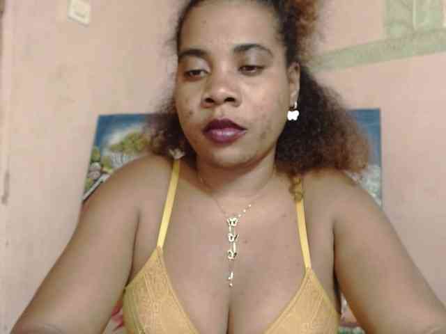 AlineEdena webcam