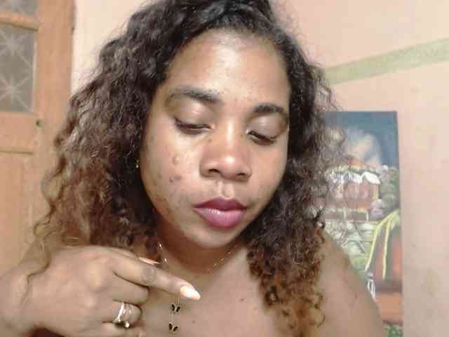 AlineEdena webcam