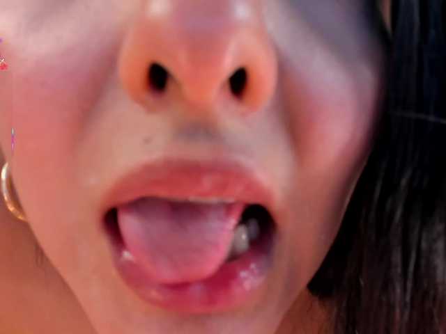 AshleyJhonson's BongaCams show and profile