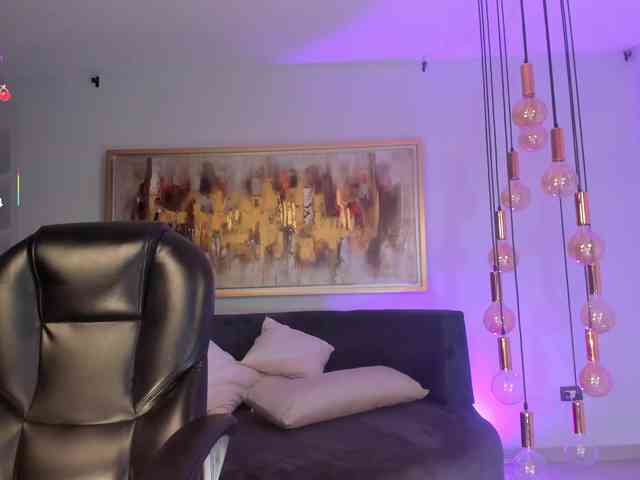 AshleyJhonson webcam