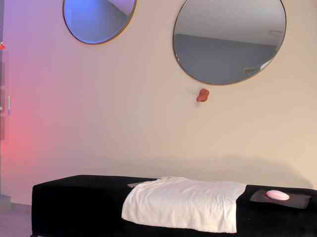 AshleyJhonson AshleyJhonson