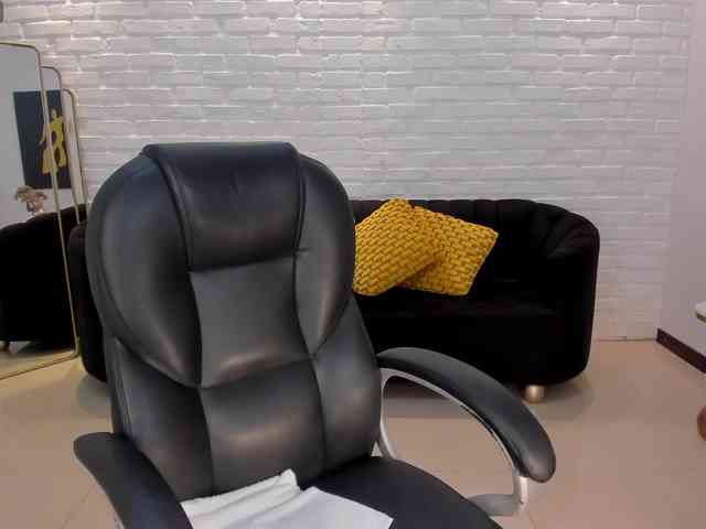 AshleyJhonson webcam