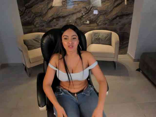 AshleyJhonson webcam