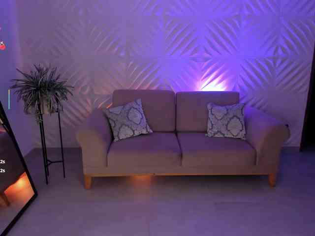 AshleyJhonson webcam