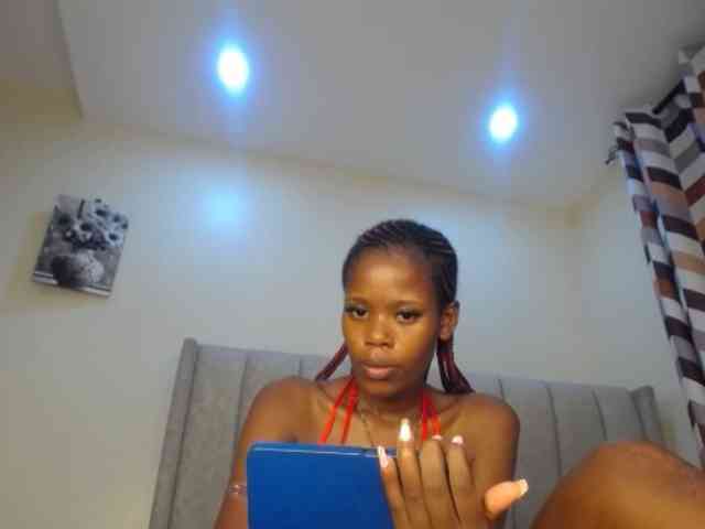 Cocolau's webcam live show