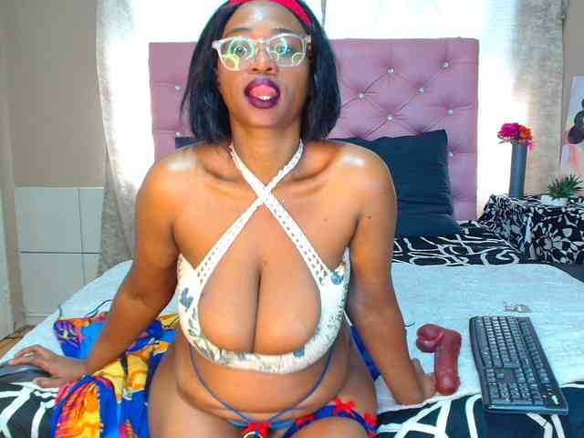 ChocoBoobs webcam