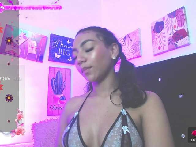 Alahia's BongaCams show and profile