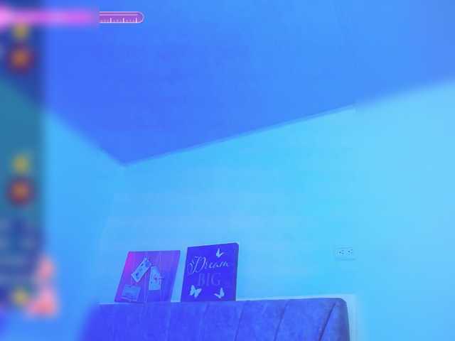 Alahia's BongaCams show and profile