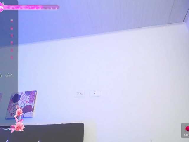 Alahia's BongaCams show and profile