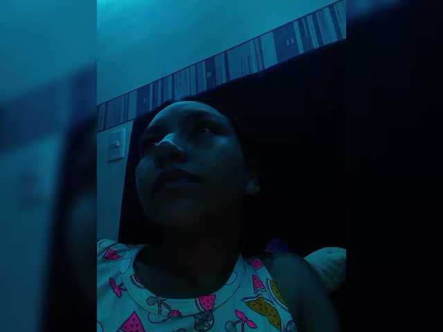 Alahia's BongaCams show and profile