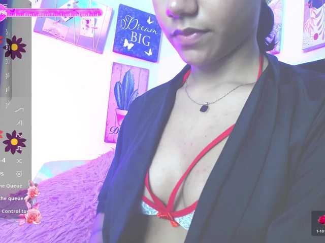 Alahia's BongaCams show and profile