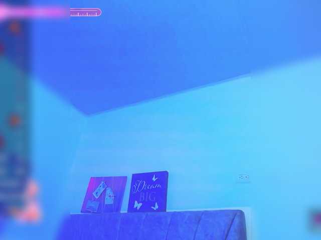 Alahia's BongaCams show and profile