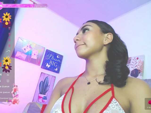 Alahia's BongaCams show and profile