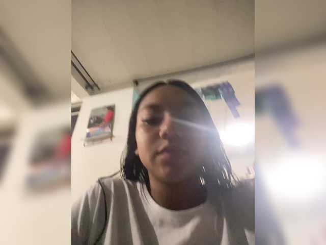 Sex chat gratuit in direct cu Alahia pe BongaCams