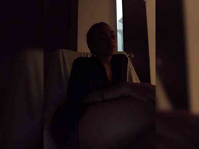 Alahia Live Webcam on BongaCams