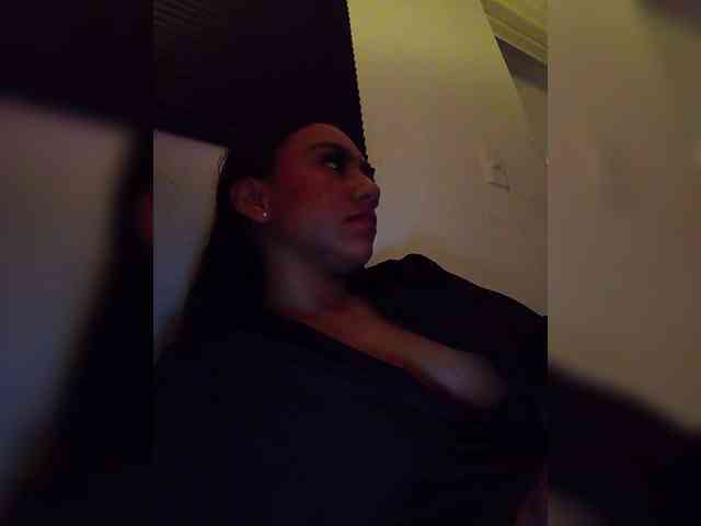 Alahia Live Webcam on BongaCams