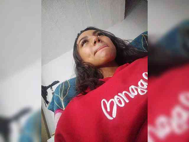 Alahia webcam