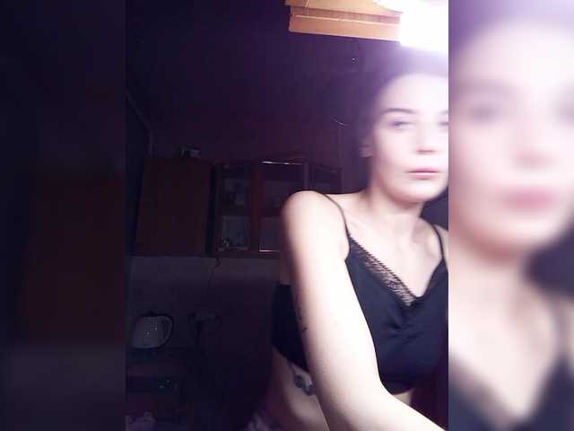 Luna29a's BongaCams show and profile