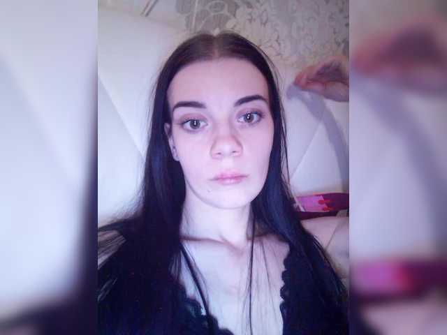 Luna29a's BongaCams show and profile