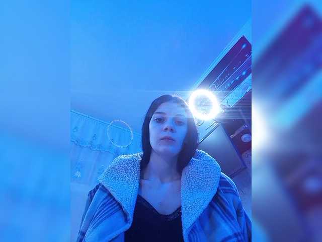 Luna29a's BongaCams show and profile