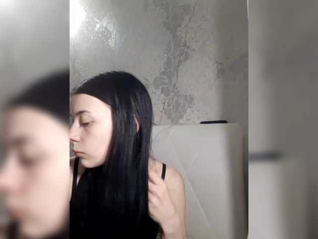 Luna29a's BongaCams show and profile