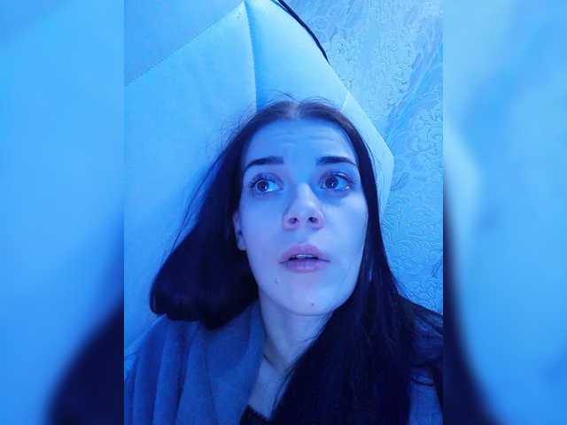 Luna29a's BongaCams show and profile