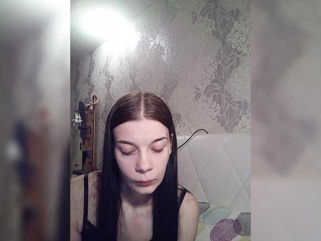 Luna29a's BongaCams show and profile