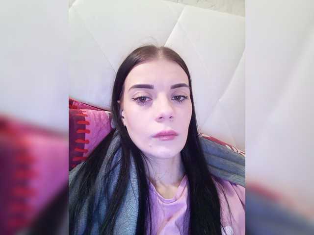 Luna29a's BongaCams show and profile