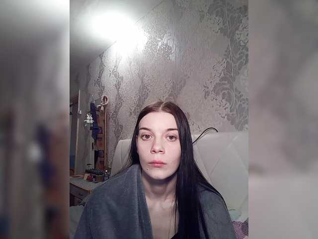 Luna29a's BongaCams show and profile