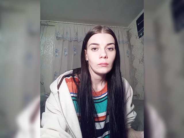 Luna29a's BongaCams show and profile