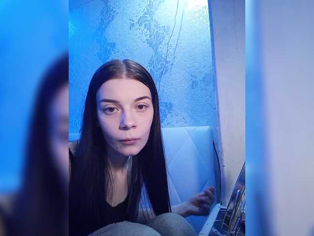 Luna29a's BongaCams show and profile