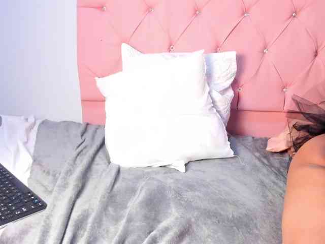 isabhel-thomson webcam