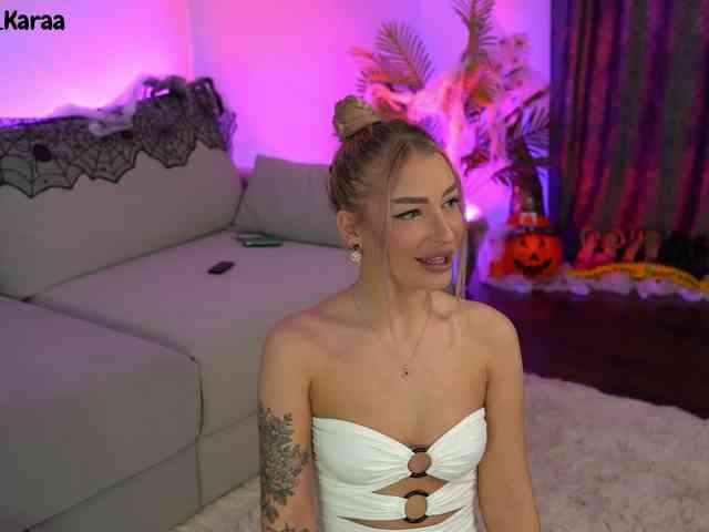LarraCroft webcam