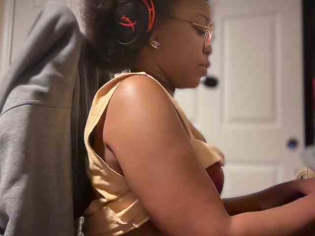 ProductivePussy webcam