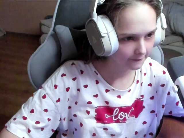 DennyDular's BongaCams show and profile